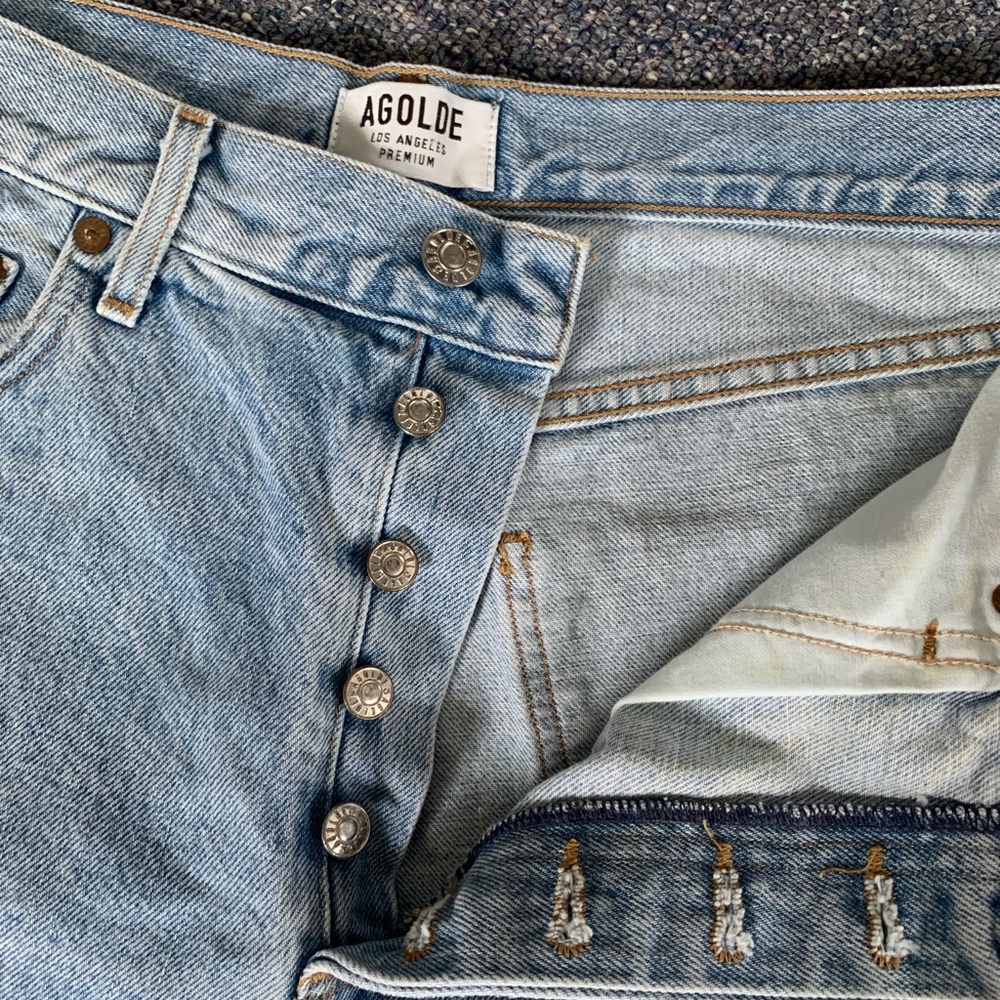 AGOLDE RILEY high rise waist Jean Short NWOT size 31